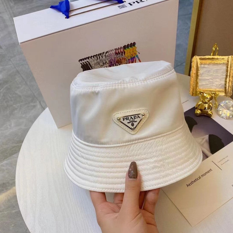 【PRADA】バケットハット