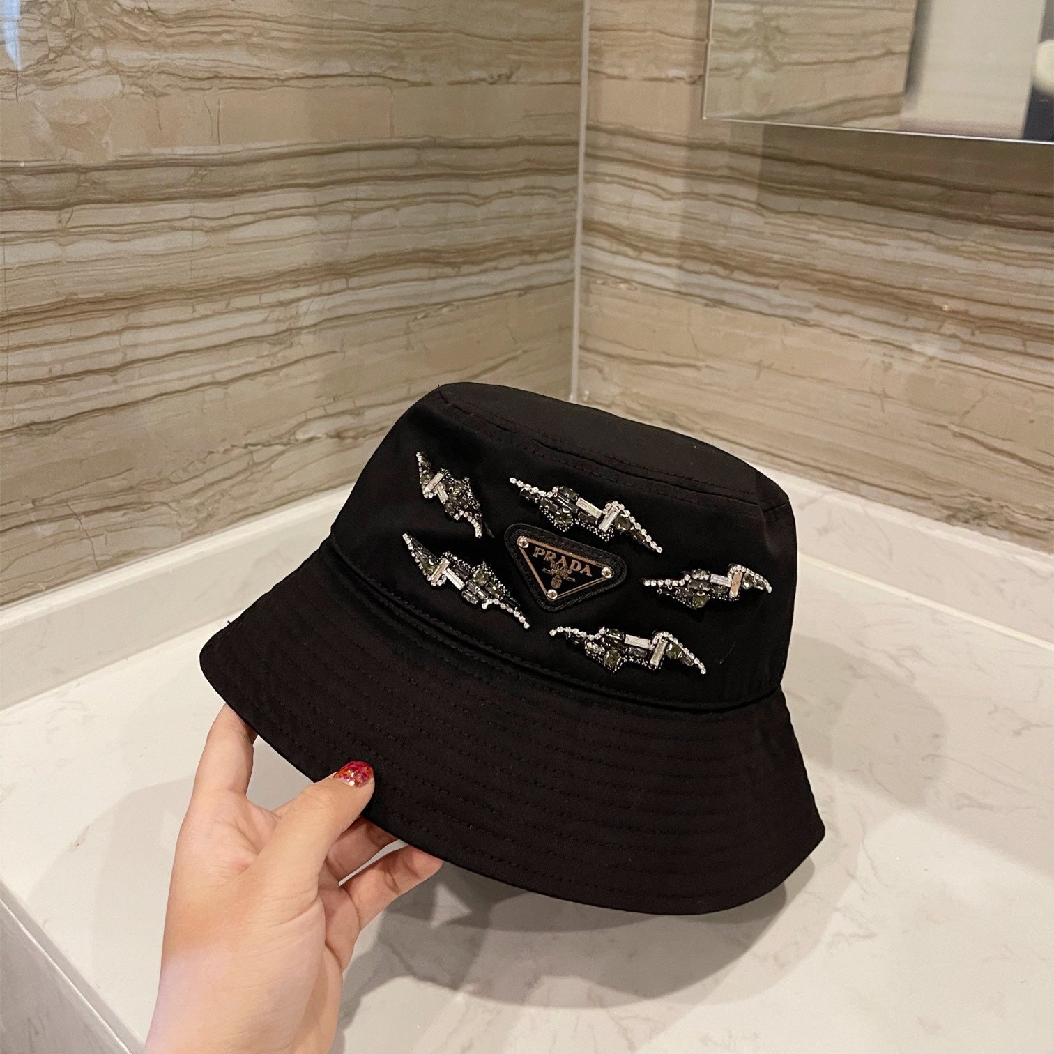【PRADA】バケットハット