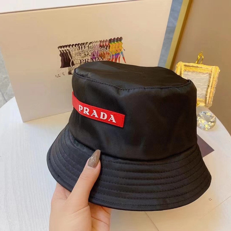 【PRADA】バケットハット
