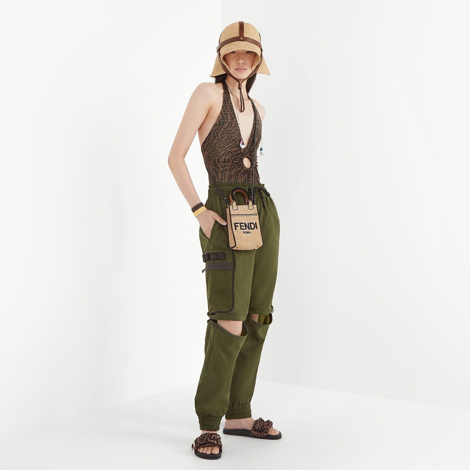 【 FENDI】  大注目 お洒落可愛い　SUNSHINE SHOPPER MINI☆
