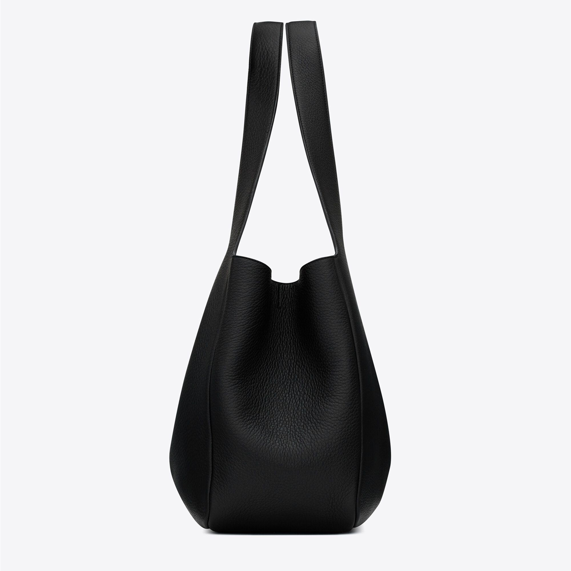 【SAINT LAURENT】BLACKPINK ROSÉ愛用のLE 5 A 7 BEA トートバッグ