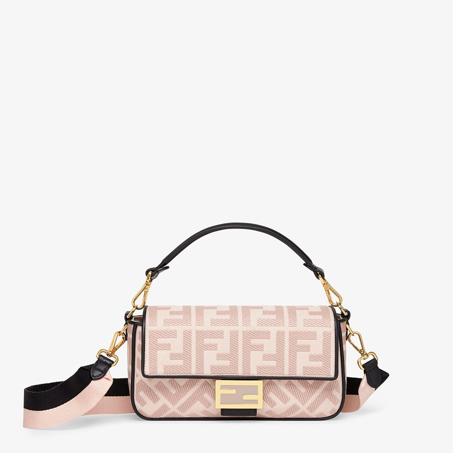 【FENDI】おしゃれ可愛いFF BAGUETTE モチーフ刺繍 3WAYバッグ