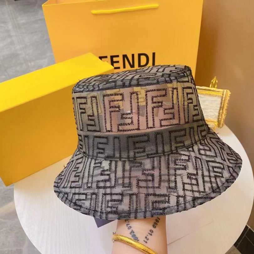 【FENDI】バケットハット