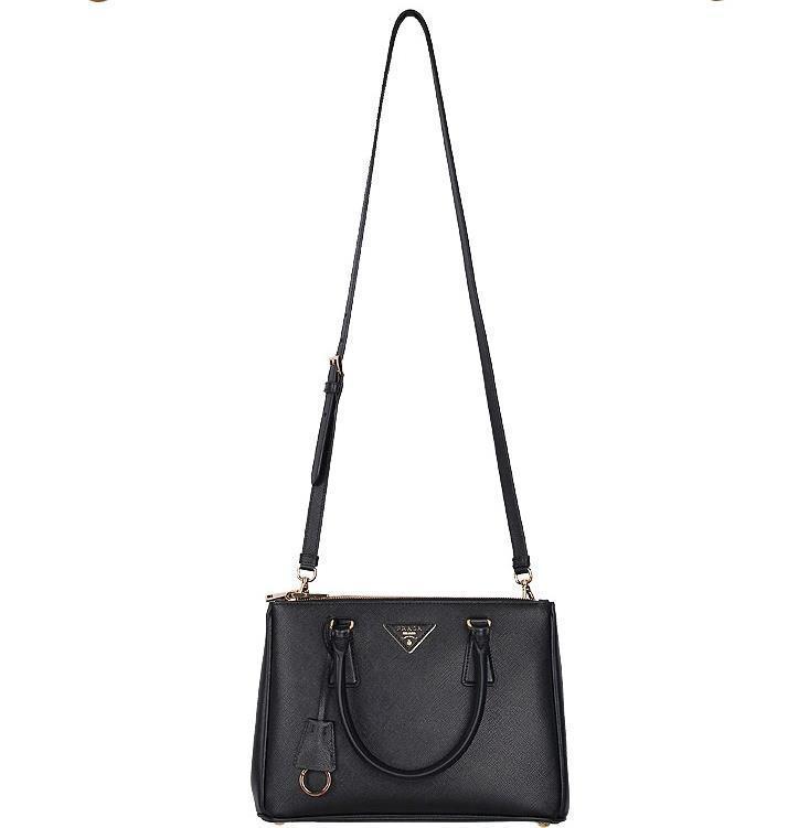 【PRADA】レザーミディアムバッグ