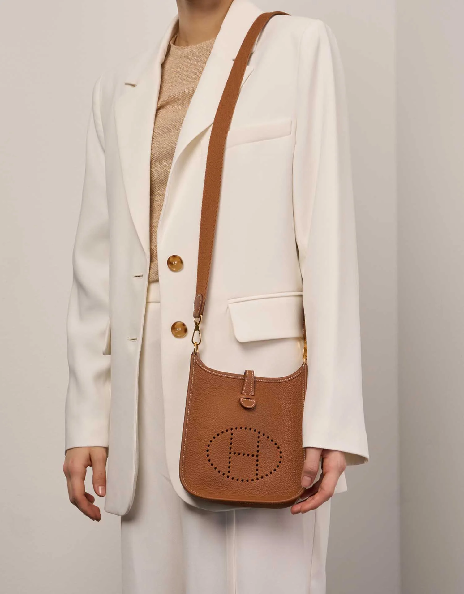 【HERMES】「STORY」雑誌掲載💓高垣麗子さんの愛用しているエルメスの大人気新作“Évelyne”バッグを入手