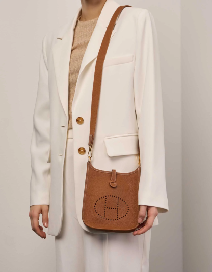 【HERMES】「STORY」雑誌掲載💓高垣麗子さんの愛用しているエルメスの大人気新作“Évelyne”バッグを入手