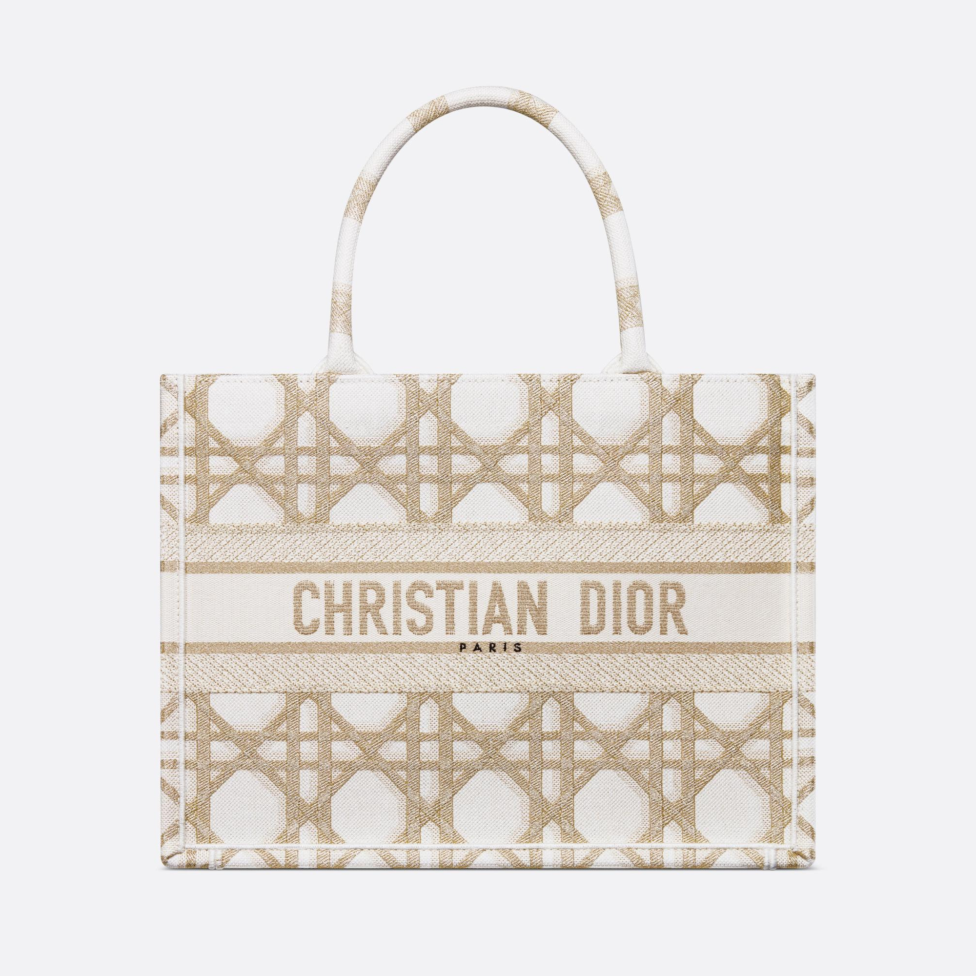 【DIOR】ディオールの「ディオール ブック トート」