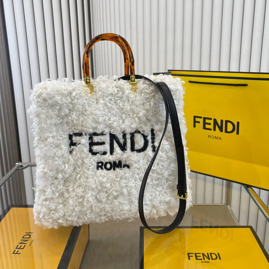 【FENDI】フェンディ サンシャイン ラージ