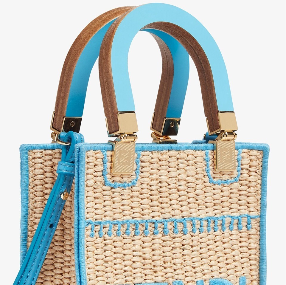 【 FENDI】 大注目 お洒落可愛い SUNSHINE SHOPPER MINI☆