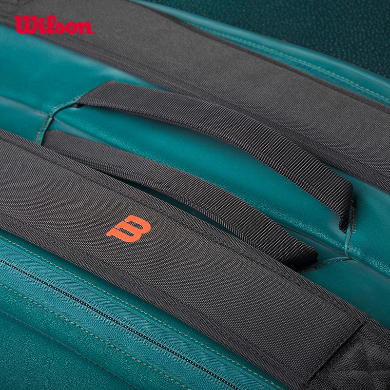 Wilson Blade V9 Super Tour 9 Pack Tennis Bag
