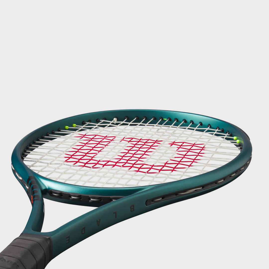Blade 100 V9 Tennis Racket (Unstrung)
