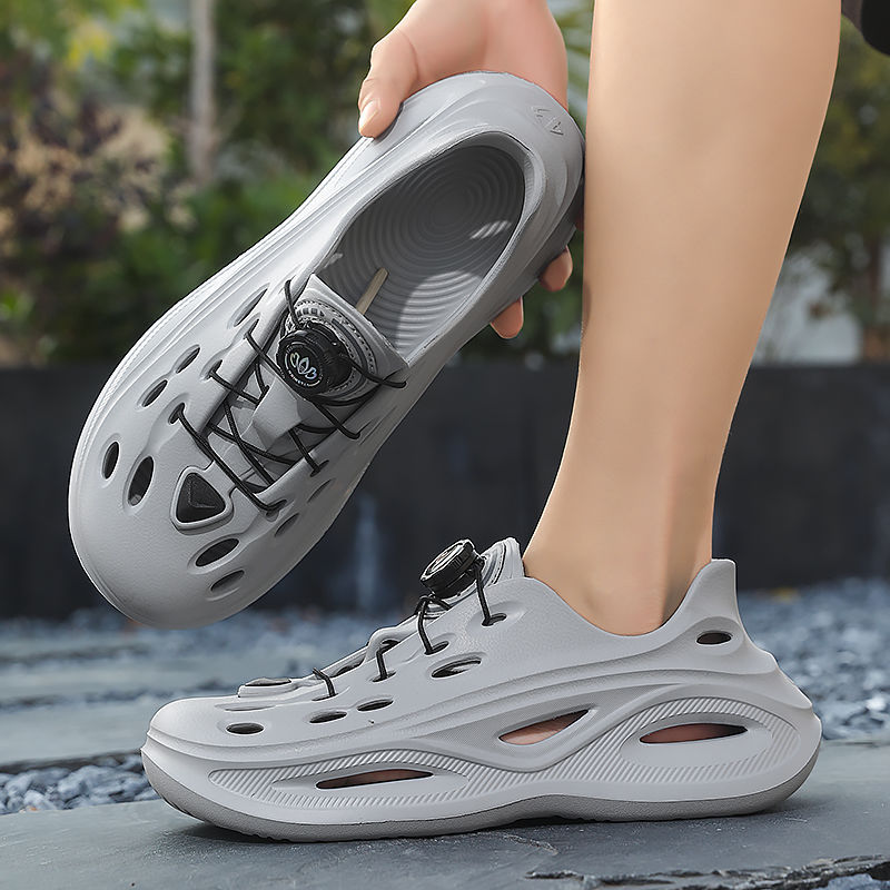 【🌤️ ต้องมีในหน้าร้อน!】รองเท้าแตะเจาะรู🩴 🥰 เทคโนโลยีลดแรงกระแทกแบบหุ้มพื้นล่าสุด 👍 สวมใส่สบายสุดๆ ✨ เพิ่มส่วนสูง 5 ซม. ✨ ป้องกันล
