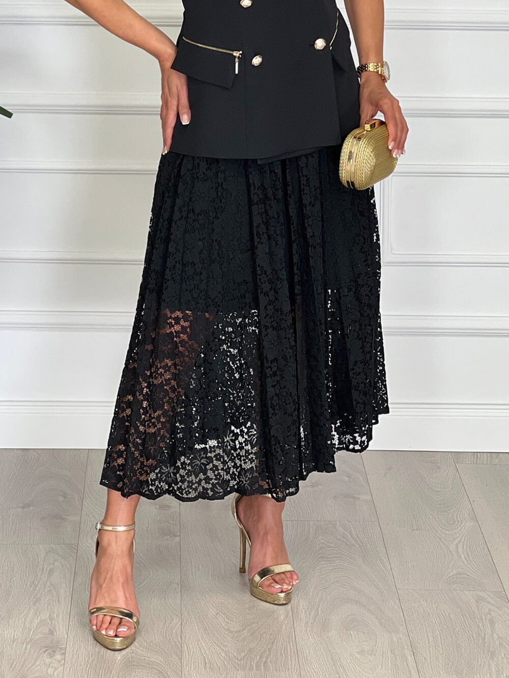 Exquisite Lace Crochet Elastic-Waist Skirt