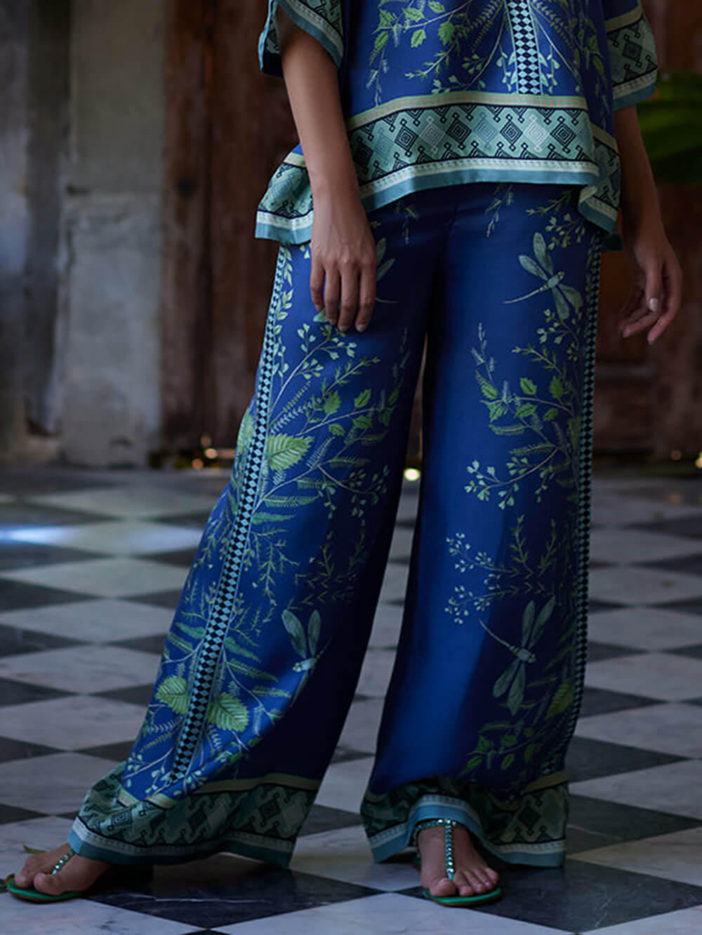 Ocean Elegance Botanical Print Loose Shirt