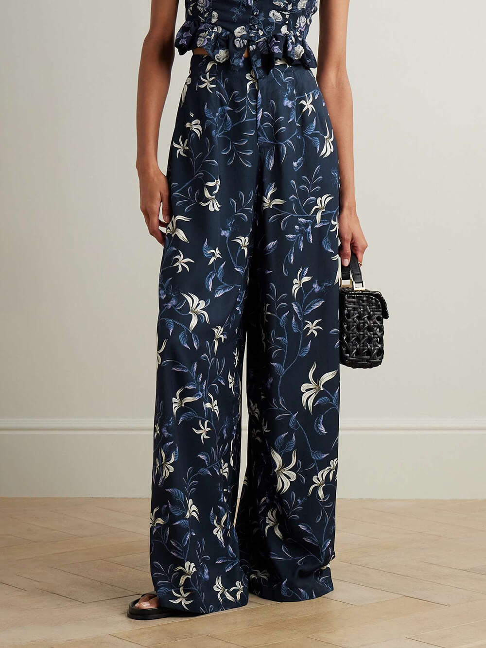 Delicate Ruffle Floral Print Twill Tank Top