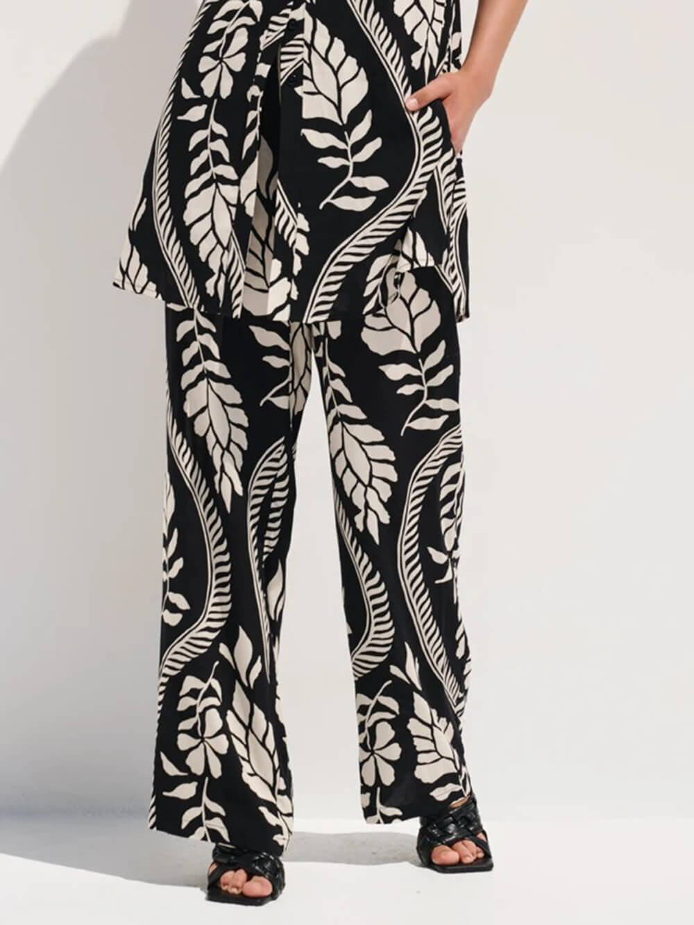Unique High-Waisted Printed With Elastic Belt Pocket Straight-Leg Pants