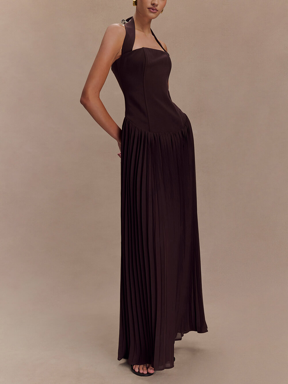 Elegant Pleated Halter Neck Maxi Dress