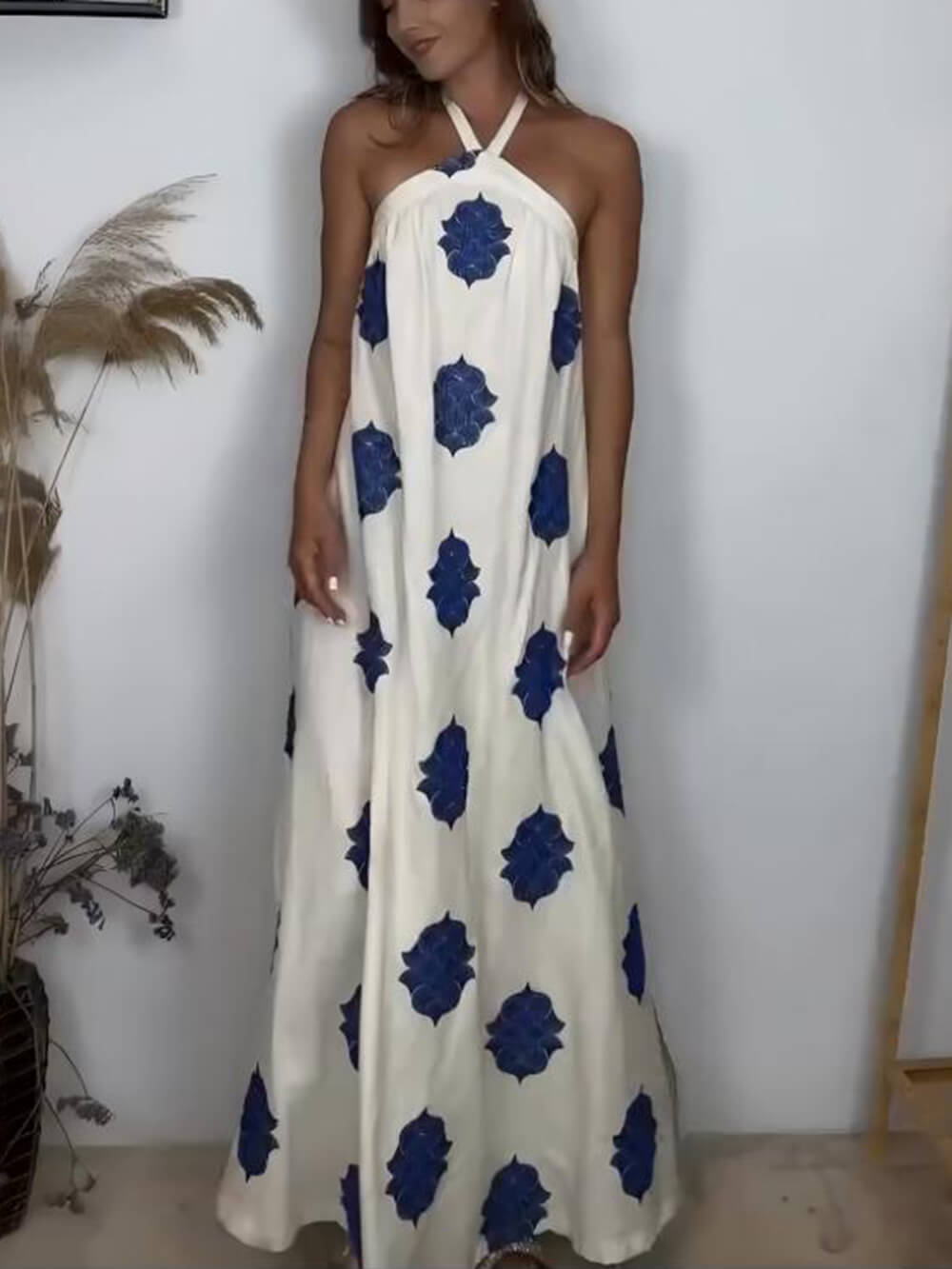 Elegant Printed Halter Backless A-Line Maxi Dress