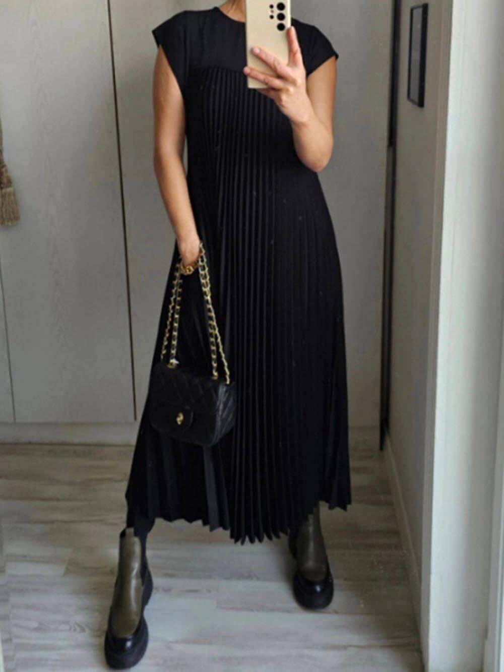 Elegant Stylish Sleeveless Pleated Maxi Dress