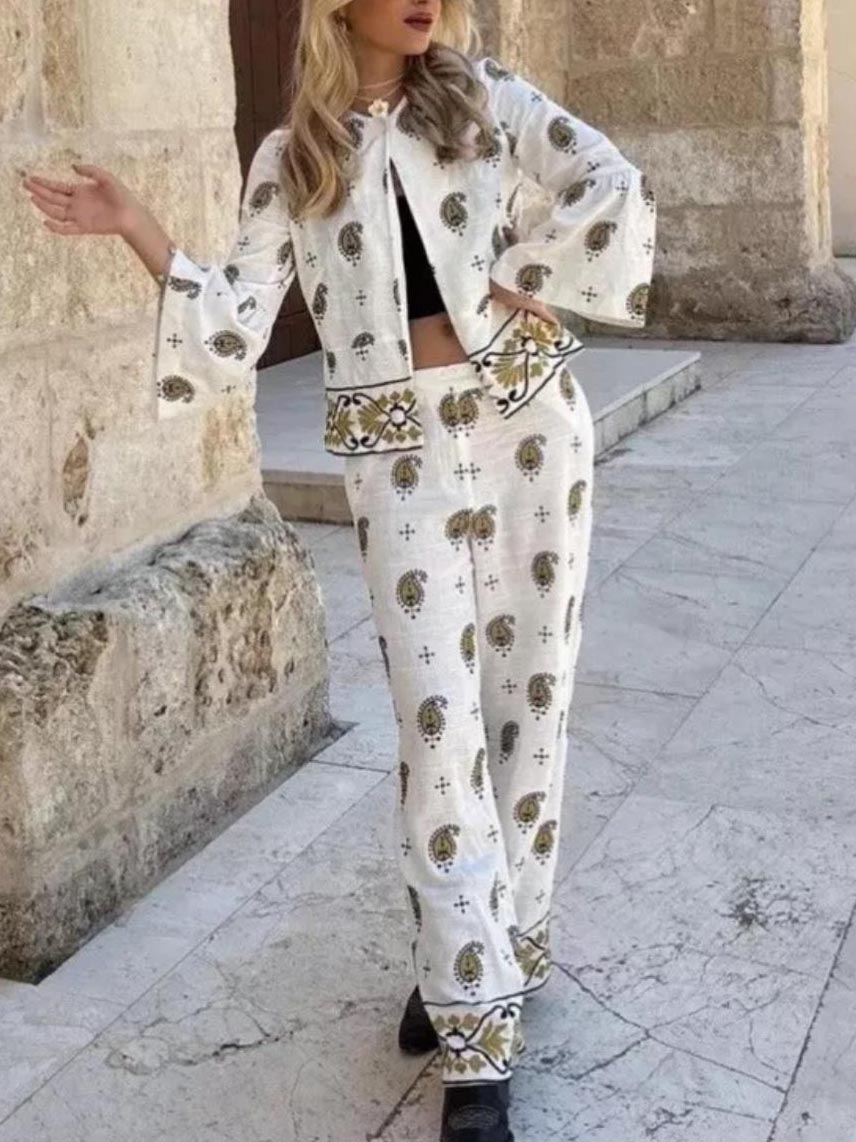 Unique And Fresh Cashew Flower Print Trumpet Sleeve Shirt