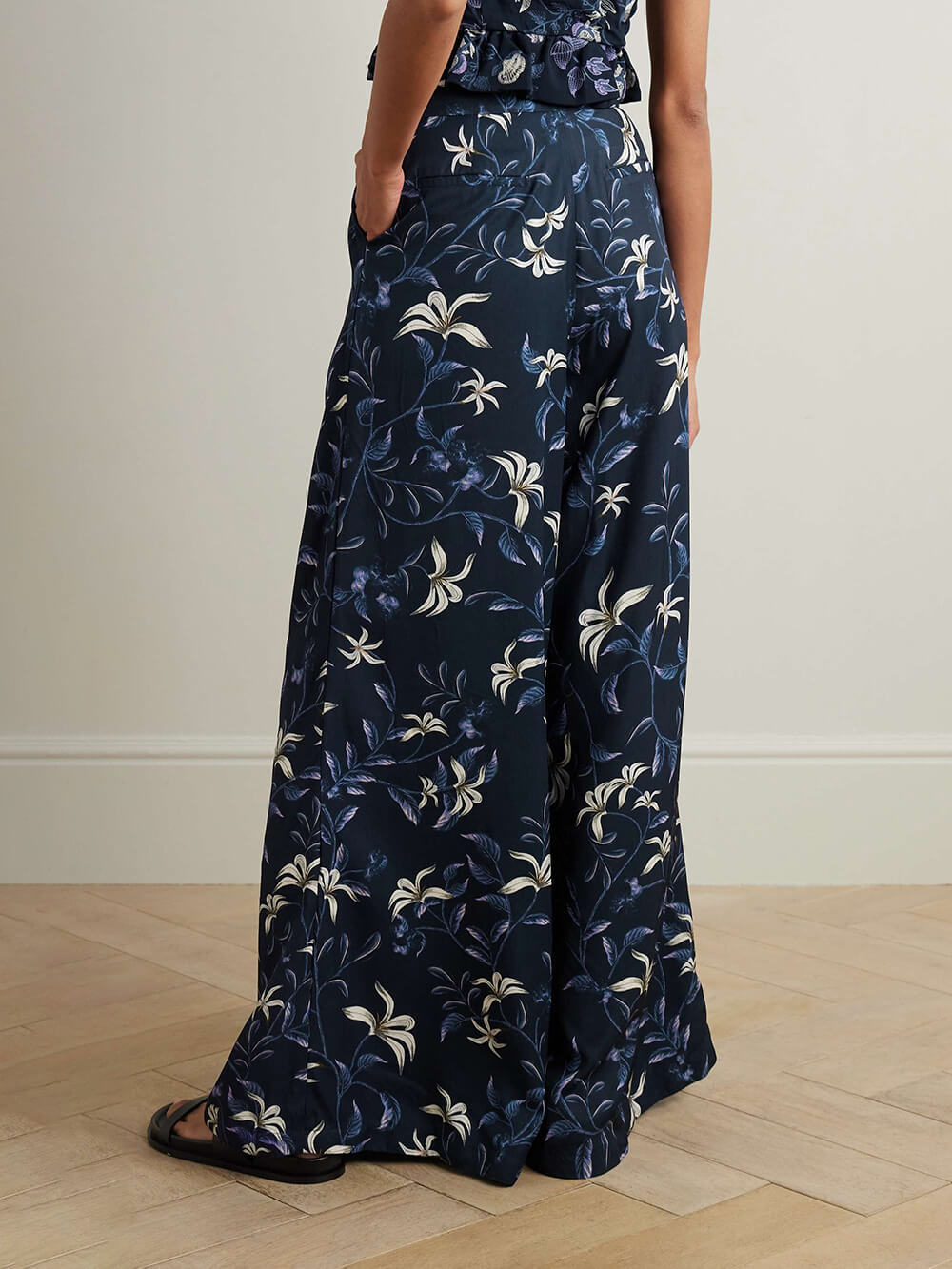 Delicate Floral Print Satin Twill Wide-Leg Pants