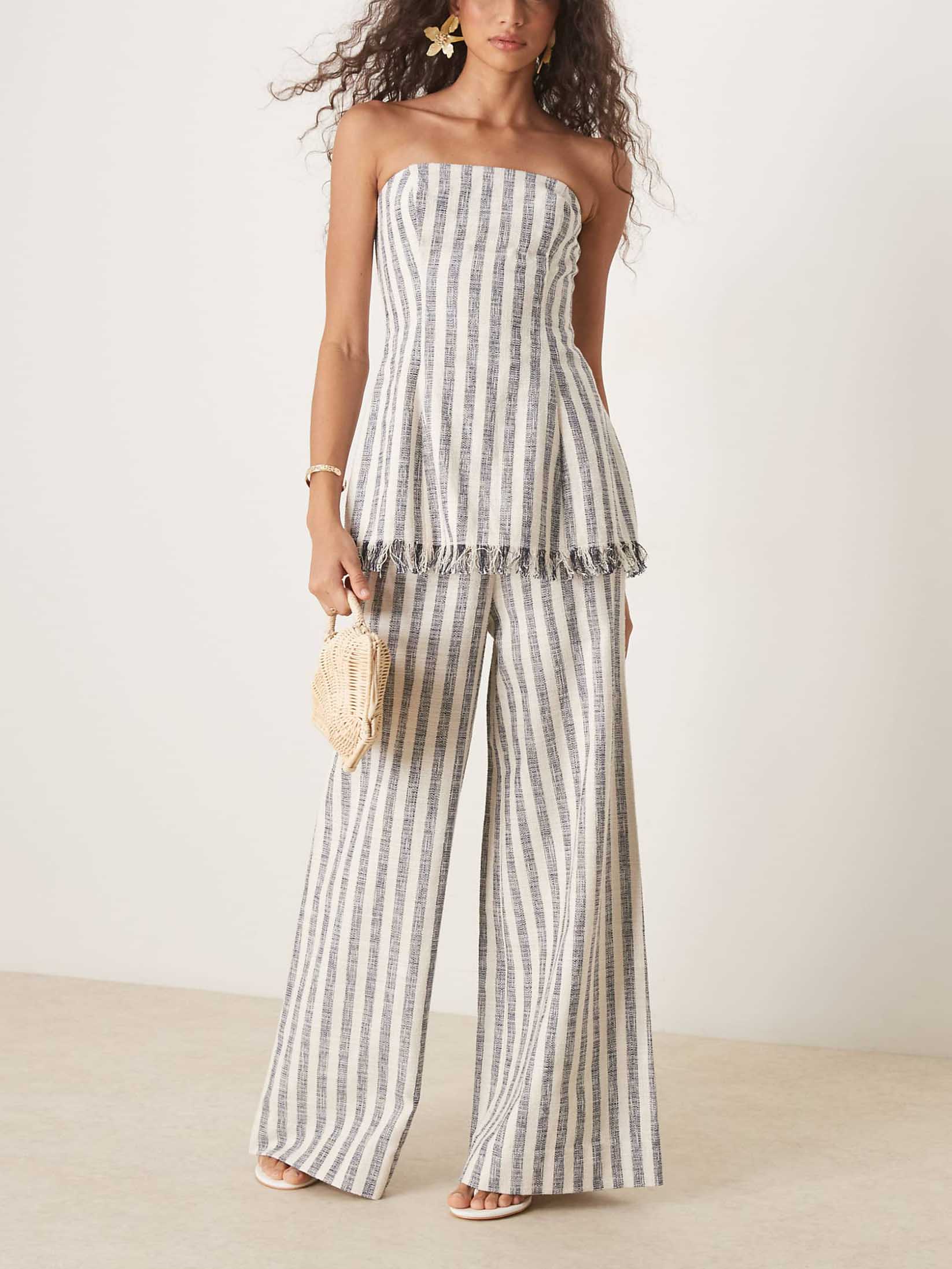Casual Wrap-around Collar Vertical Stripes Small Tassel Tank Top