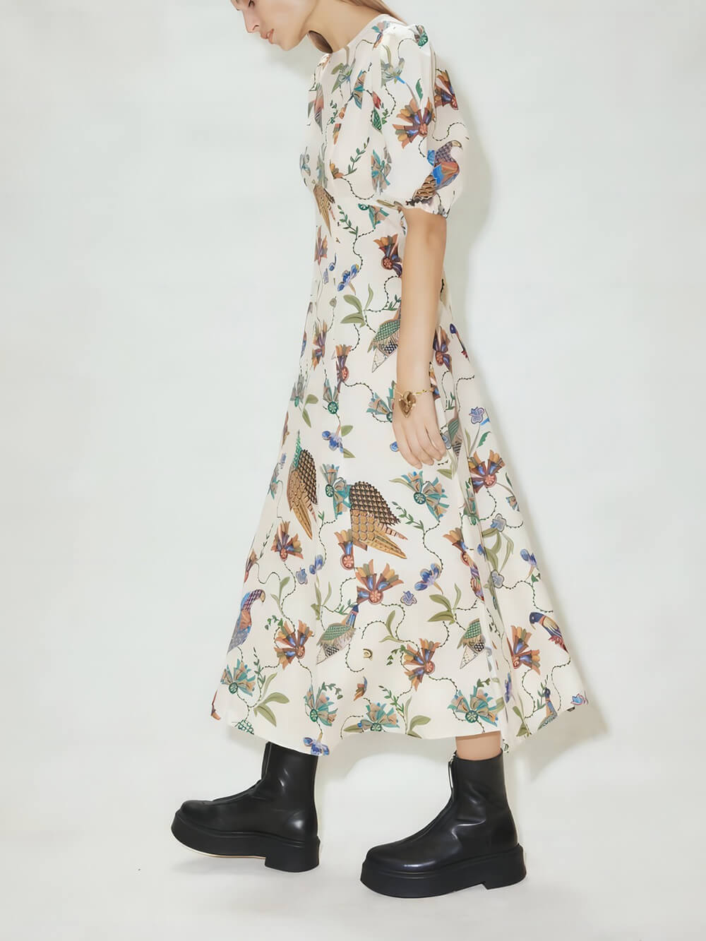 Effortless Artistic Bird Print Bodycon Dress