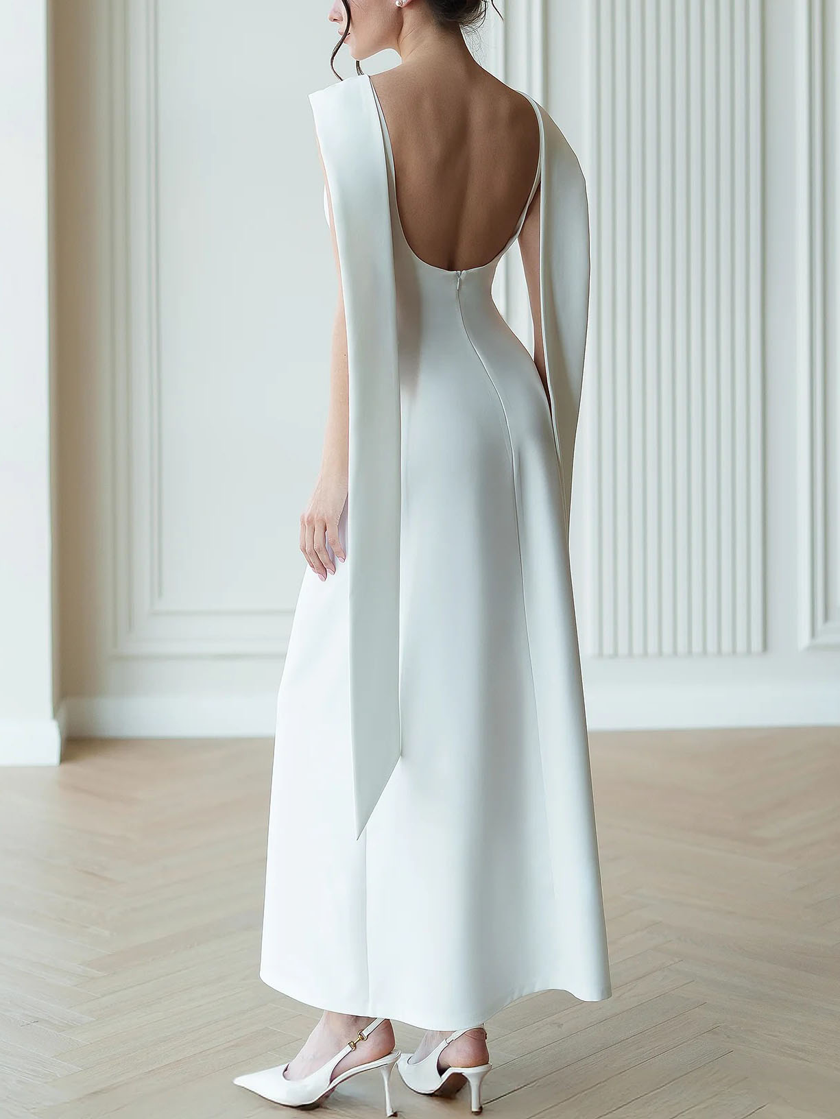 Elegant Fit Simple Backless Party Maxi Dress