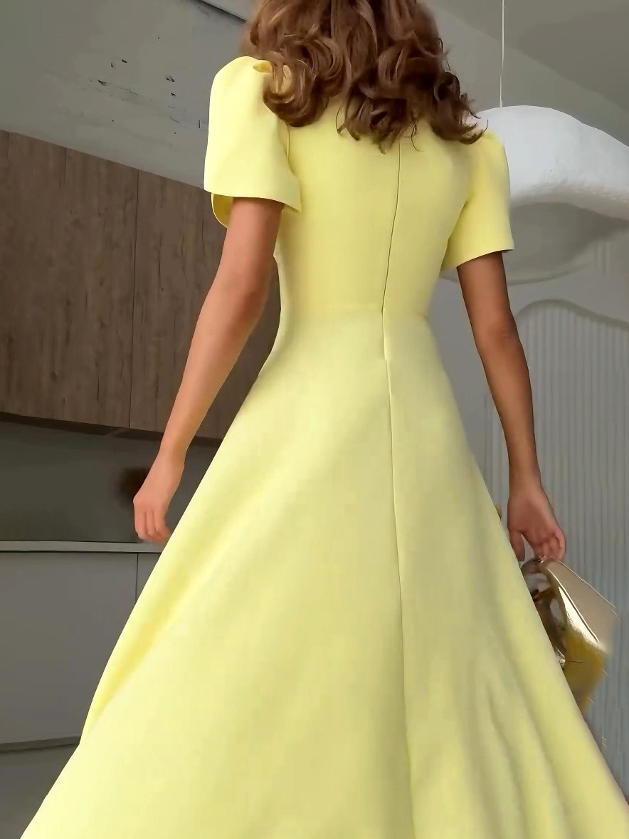 Elegant High-neck Bud Sleeve Midi Dress