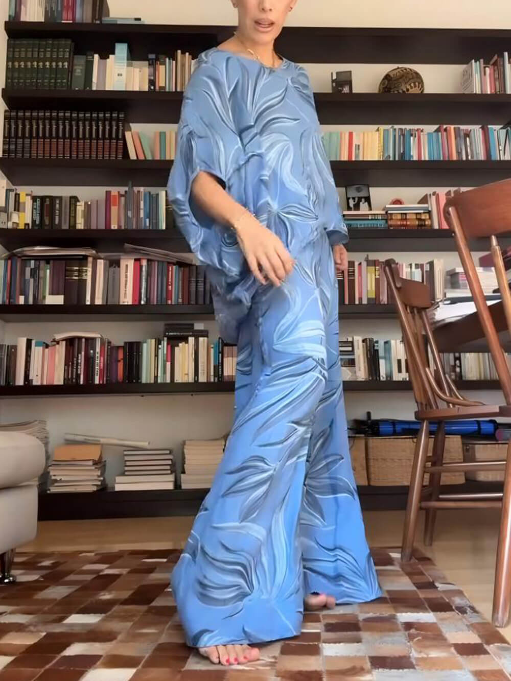 Unique Drop-Shoulder Floral Print Loose Shirt