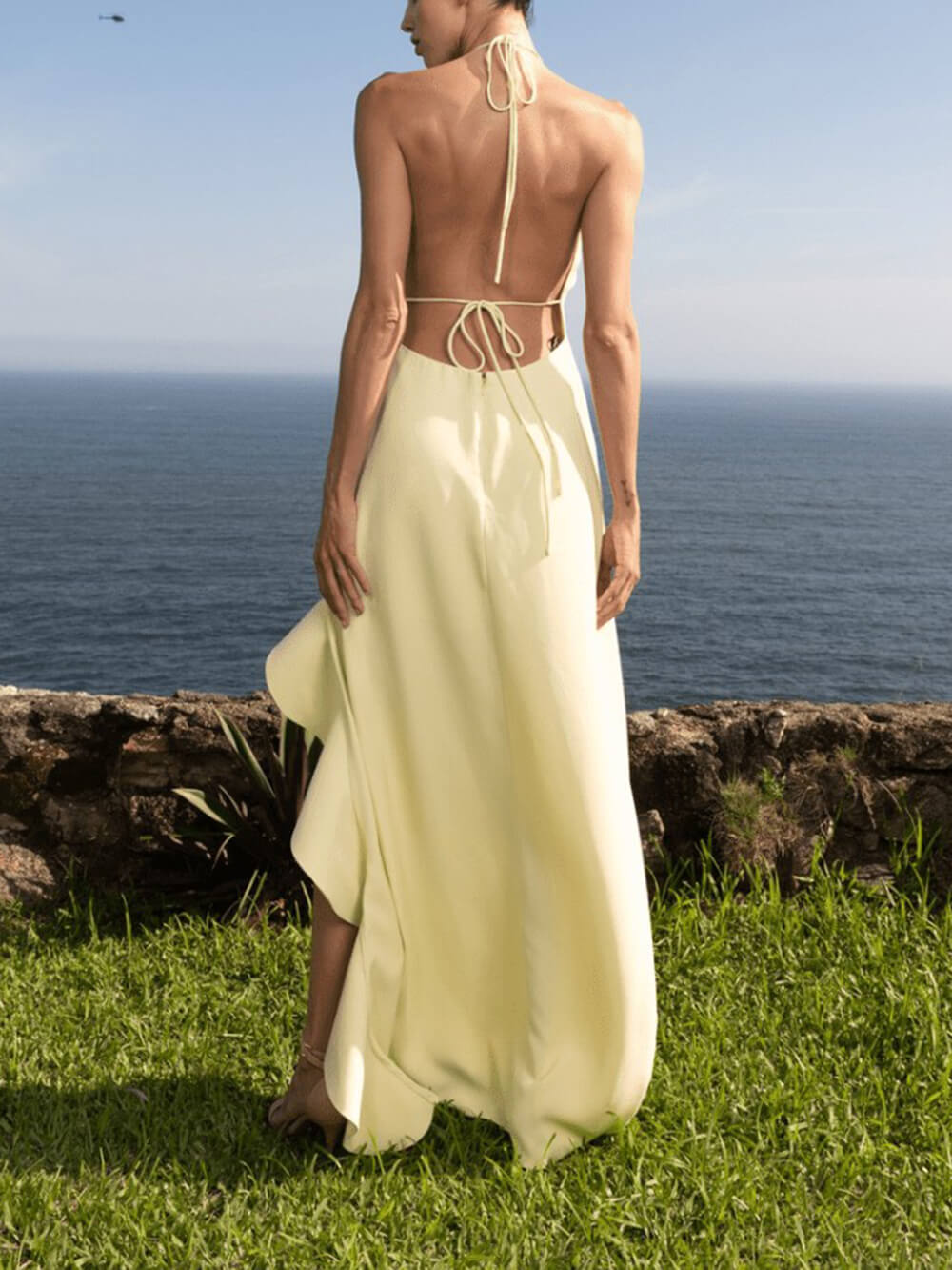 Elegant Ruffle Side Slit Tie-Back Halter Party Maxi Dress