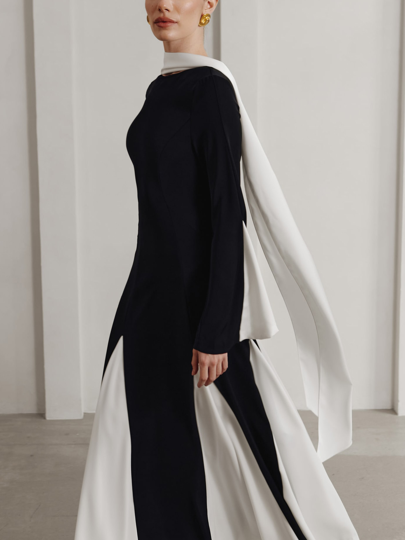 Elegant Insert Contrast Party Maxi Dress