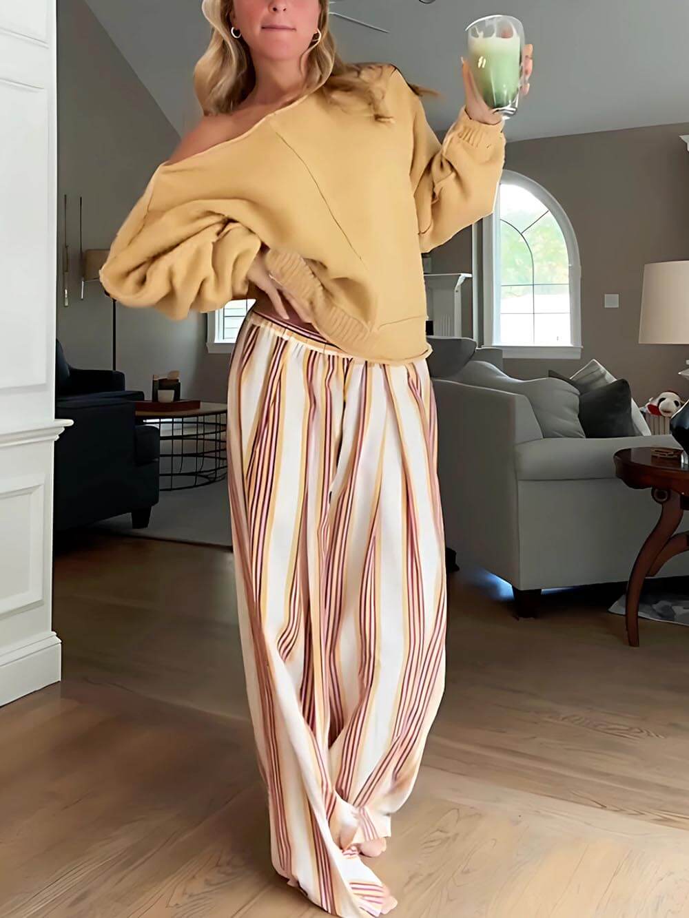 Classic Stripe Print Elastic Cuff Carrot Pants