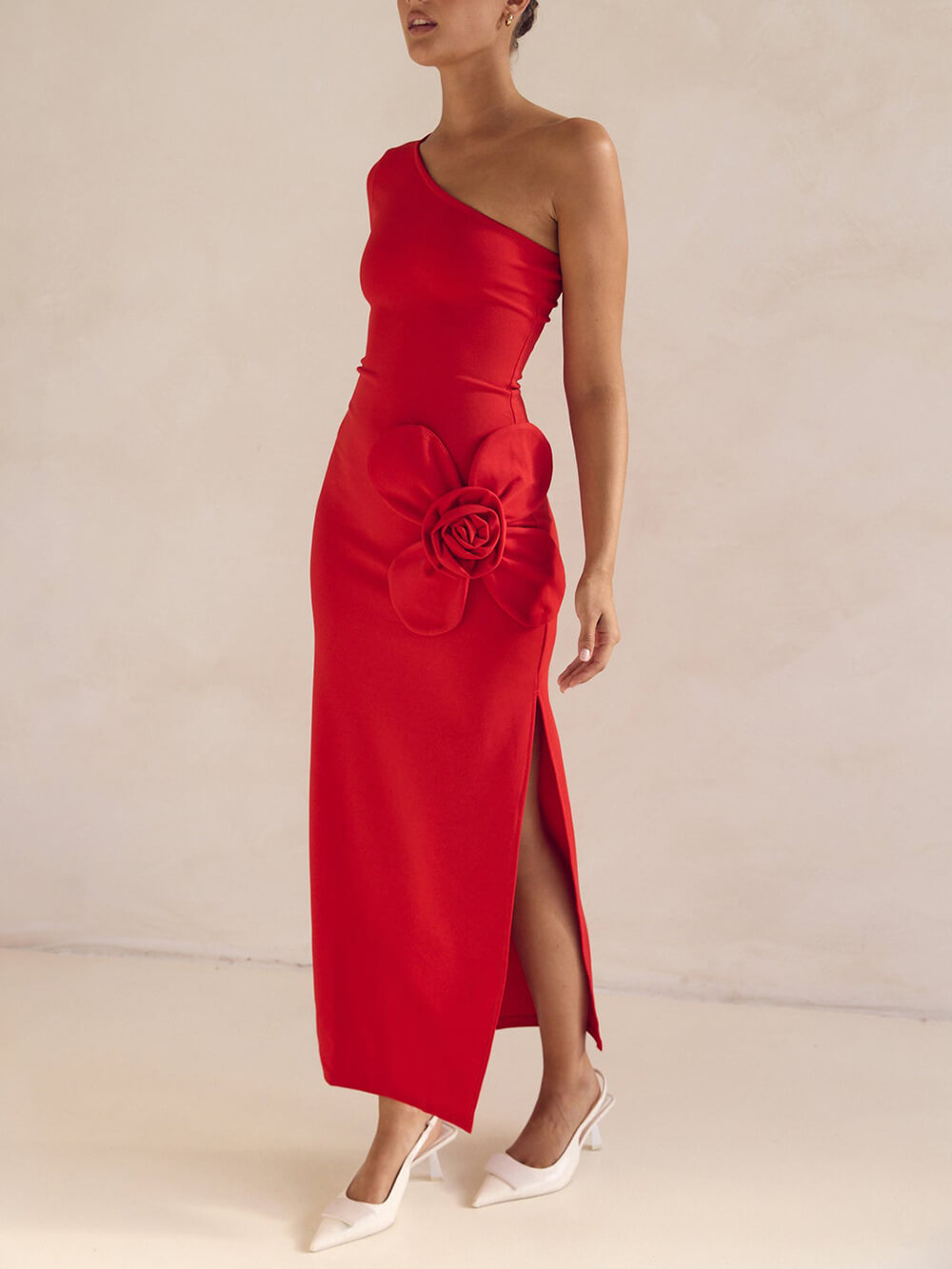 Exquisite One-Shoulder Neckline Flower Decoration Side Slit Prom Maxi Dress