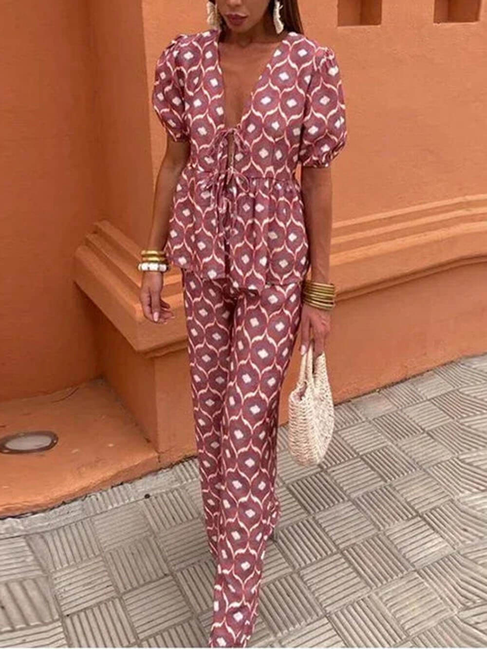 Casual Floral Print Lace-Up V-Neck Top