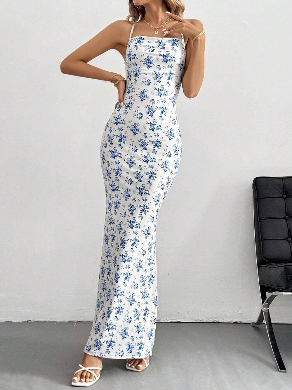 Sweet And Fresh Halter Back Floral Print Holiday Style Maxi Dress