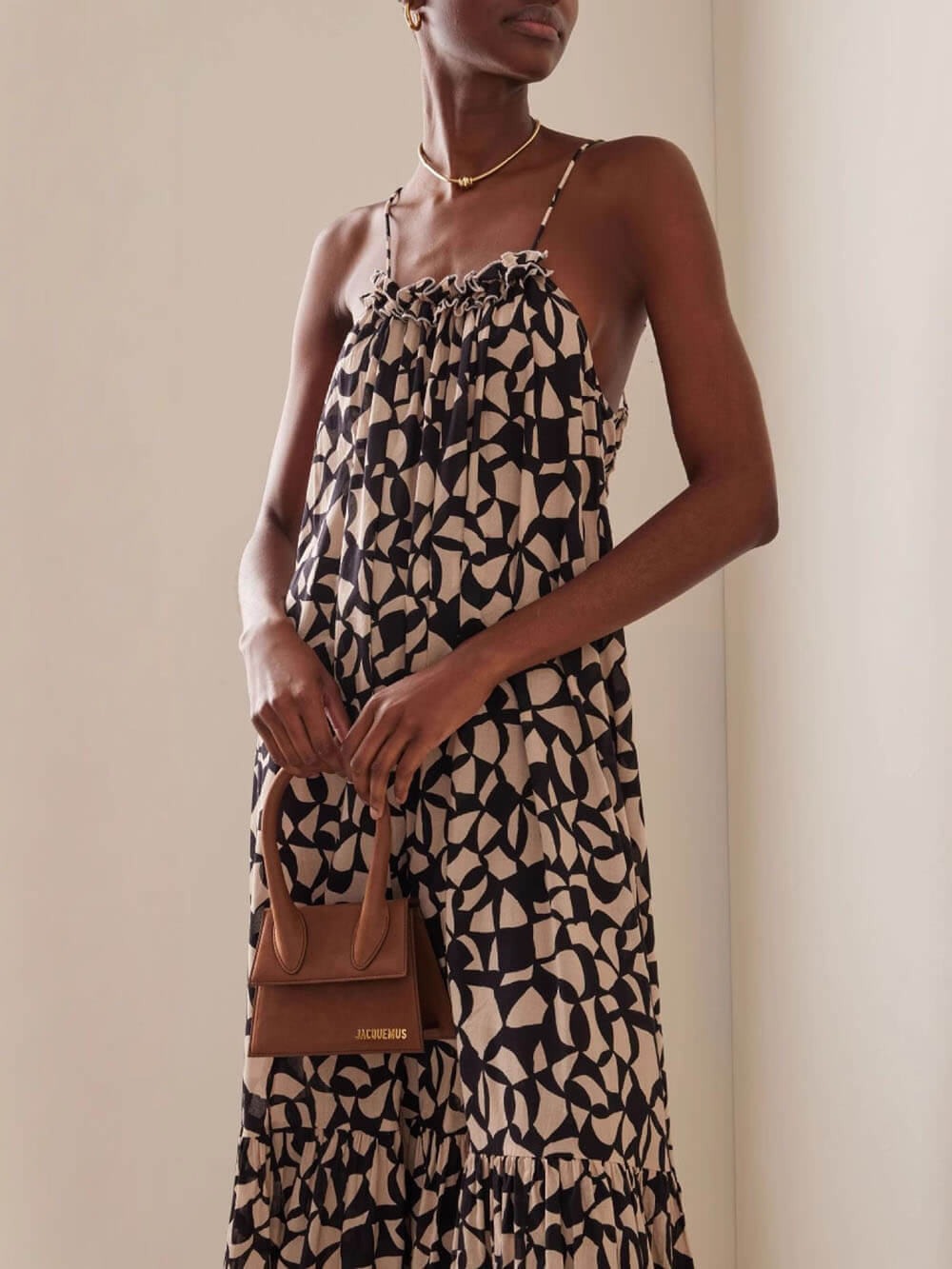 Fashionable Design Printed Backless Holiday Style Suspender Maxi Dress