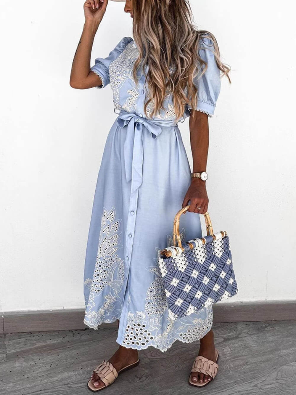 Exquisite Lace Stitching Hollow Waist Wide Swing Dress