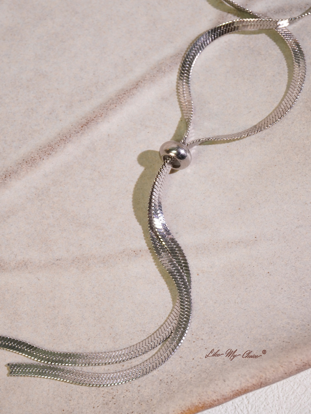 Simple And Versatile Snake Bone Necklace