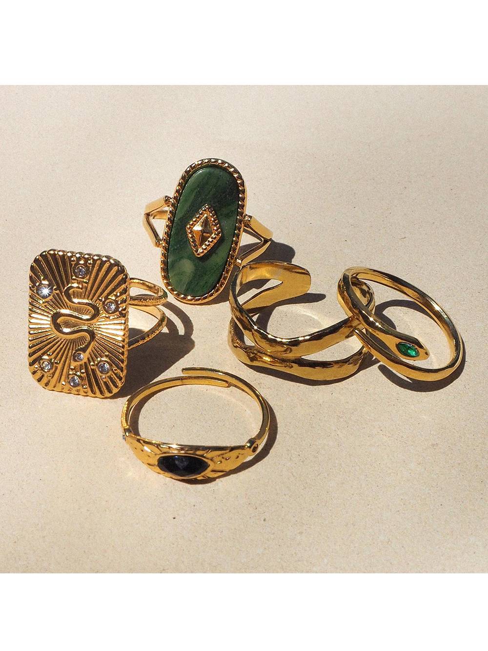 Vintage Light Luxury Ring