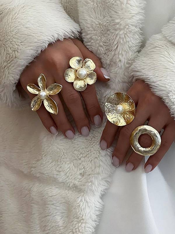 Unique Flower Ring