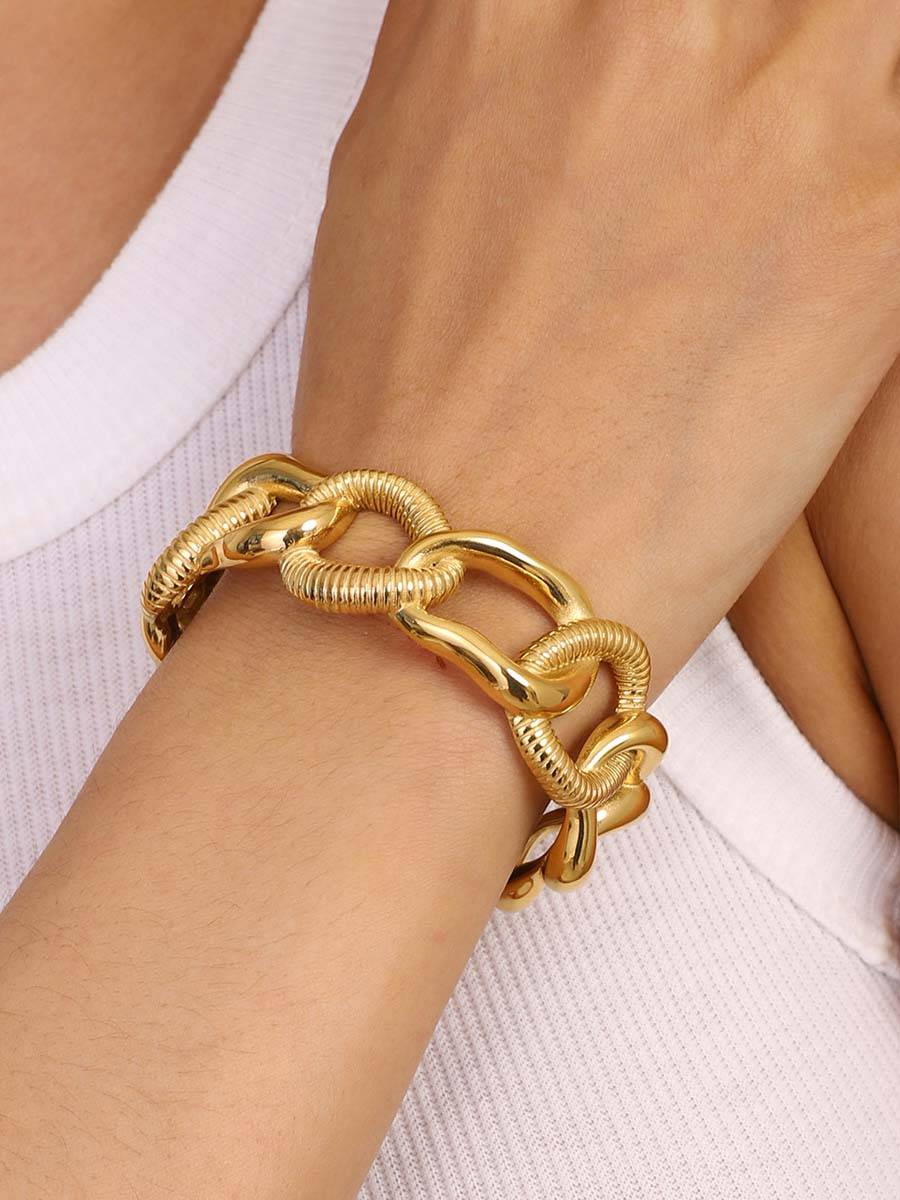 Minimen Twist Bracelet