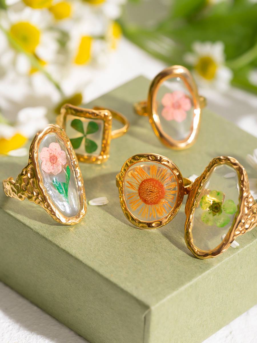 Sunflower Four-leaf Clover Eternal Flower Ring