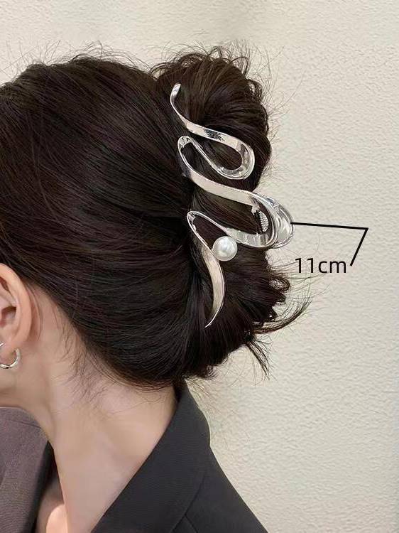Minimalist Metal Hairpin