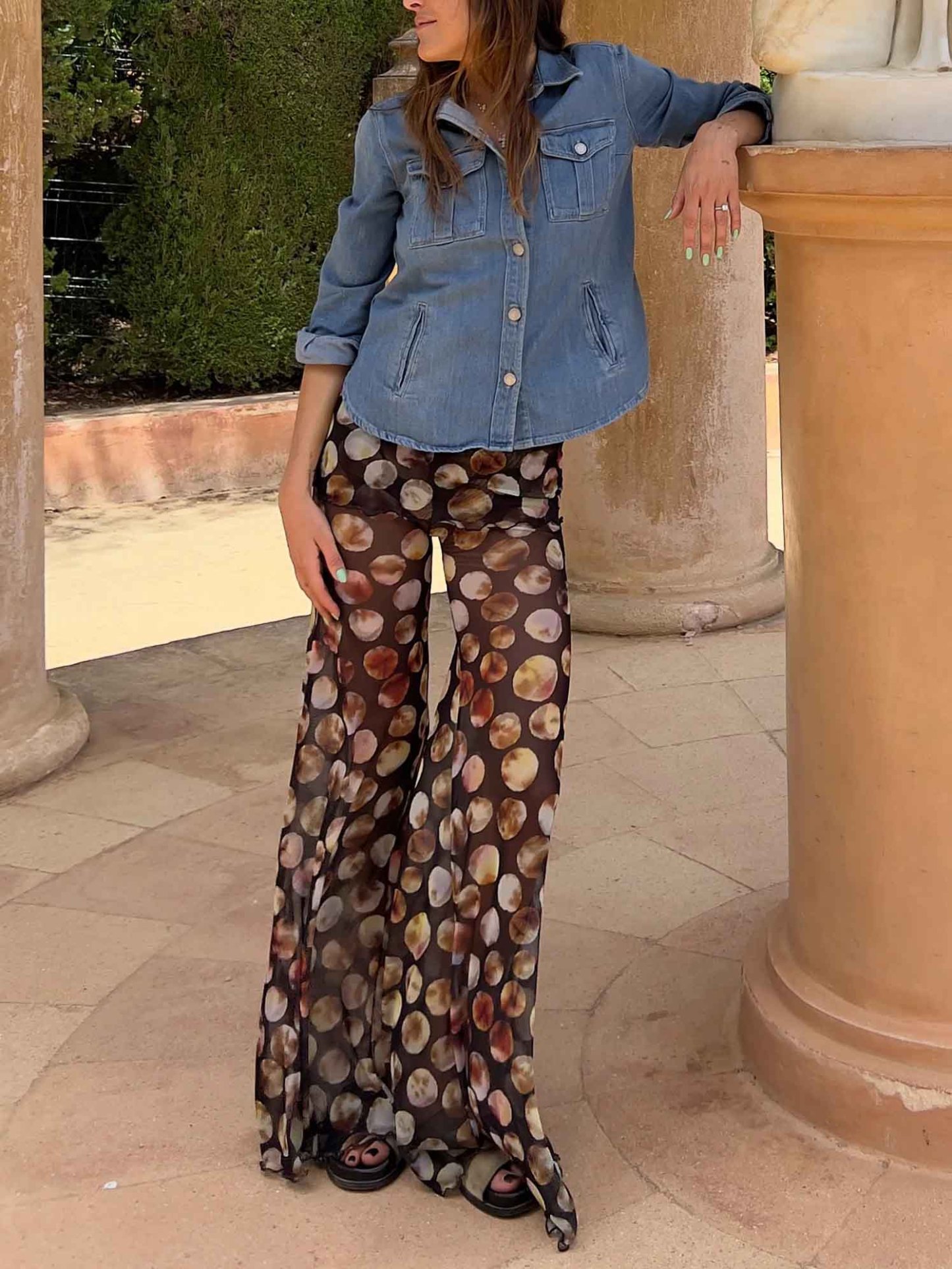 Exquisite Mesh Print High-waisted Flared Pants