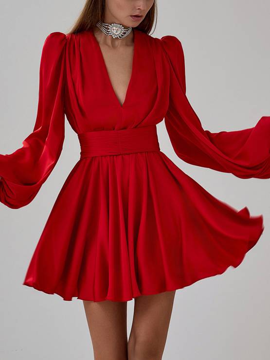 Pleated Bubble Sleeve Waist Seal Dress