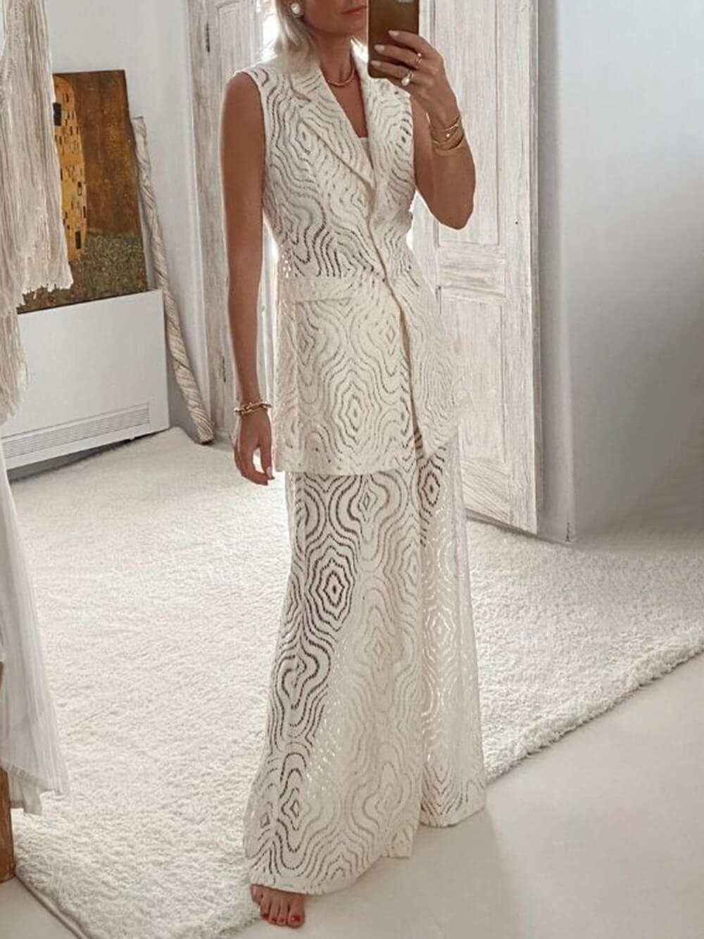 Delicate Charm Lace Collared Sleeveless Top