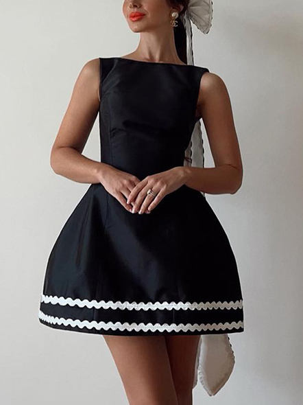 Elegant Sleeveless Backless Contrast Color Little Black Dress