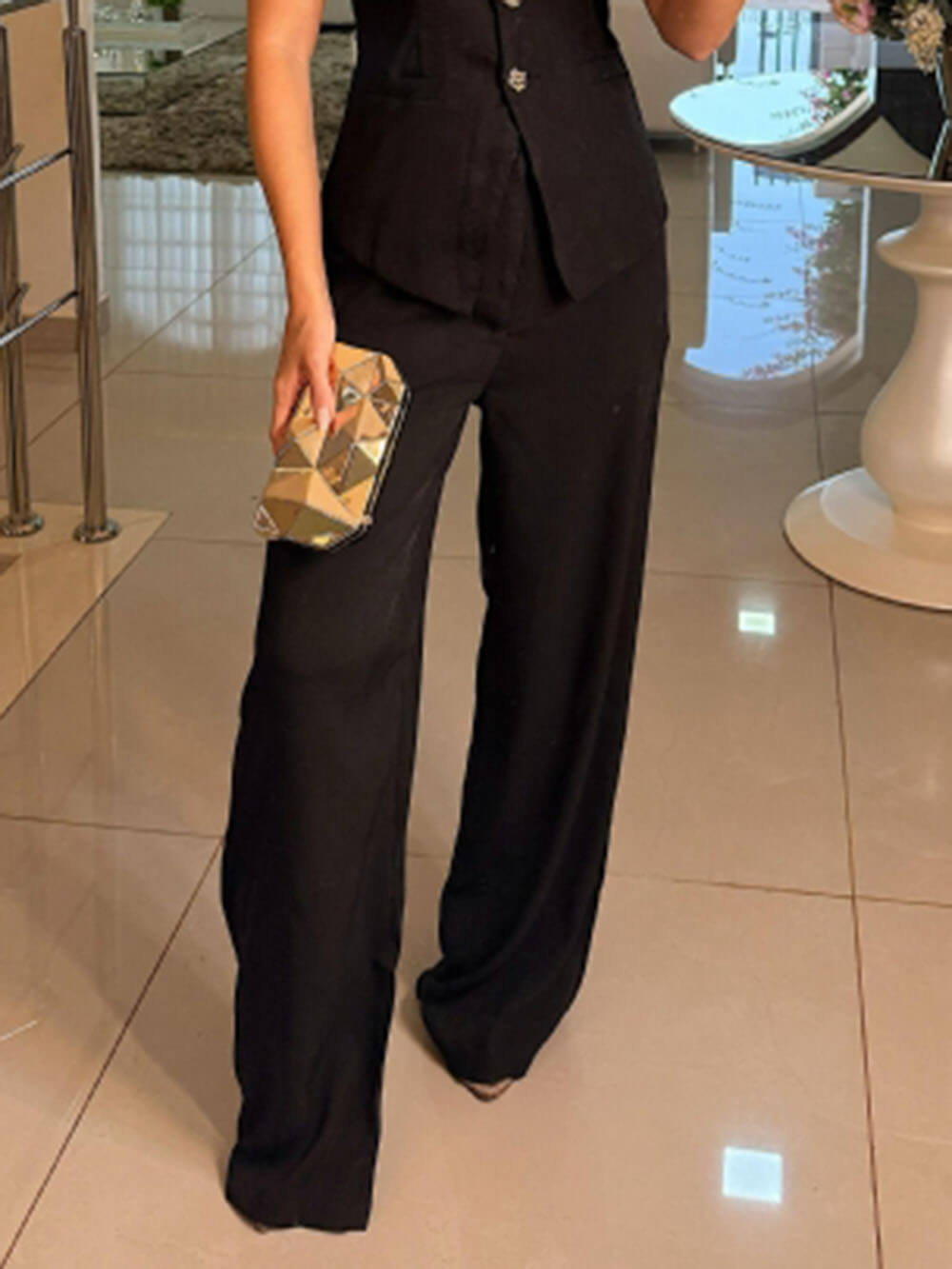 Perfect Charm Elegant High Neck Solid Color Button Vest Top