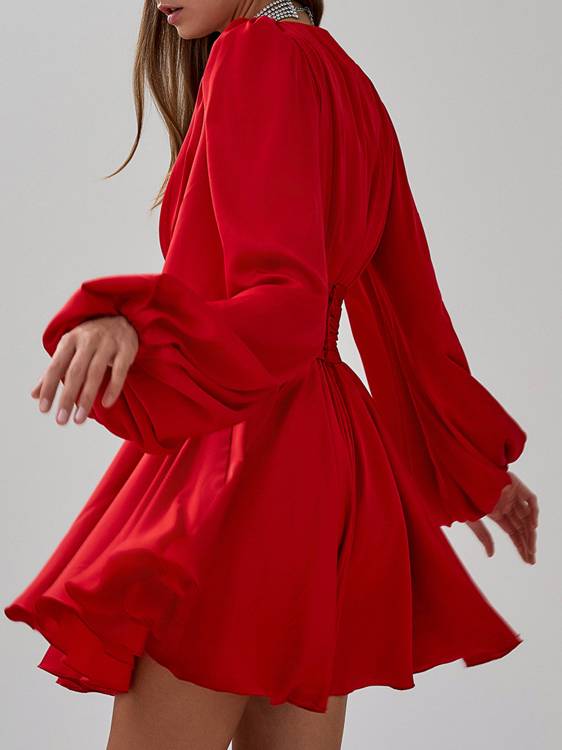 Pleated Bubble Sleeve Waist Seal Dress